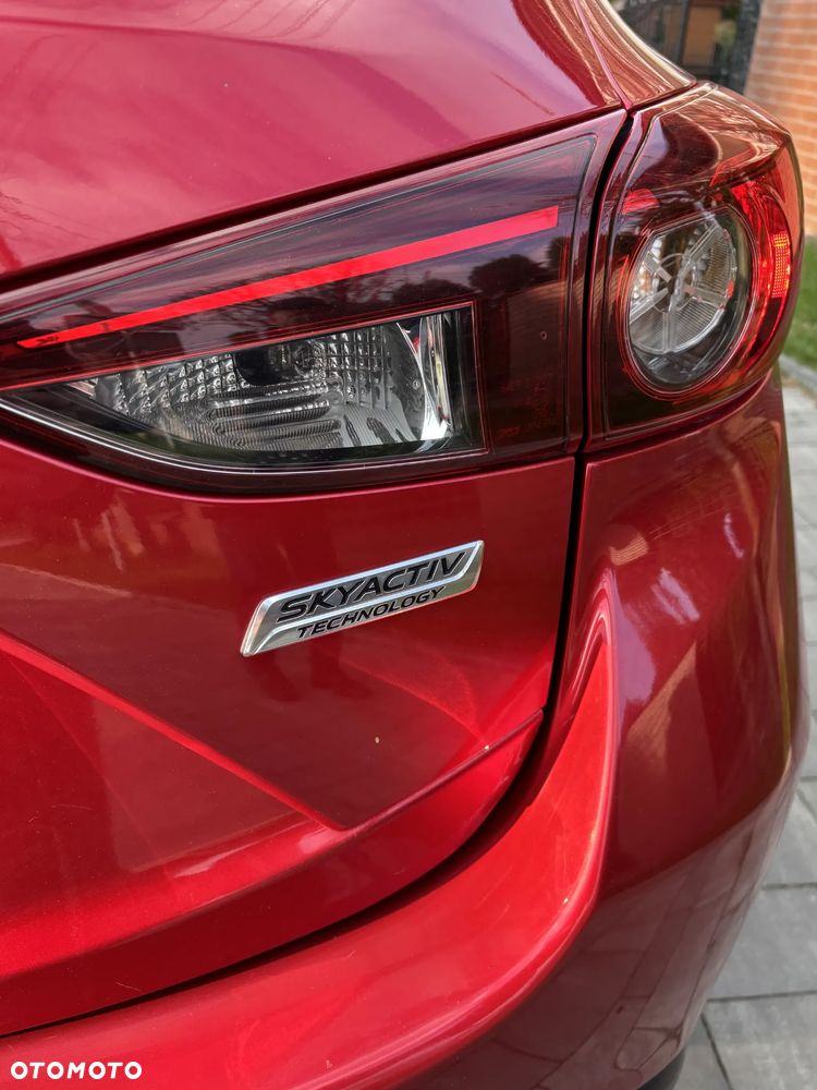 Mazda 3 SKYACTIV-G 120 Sports-Line - 2