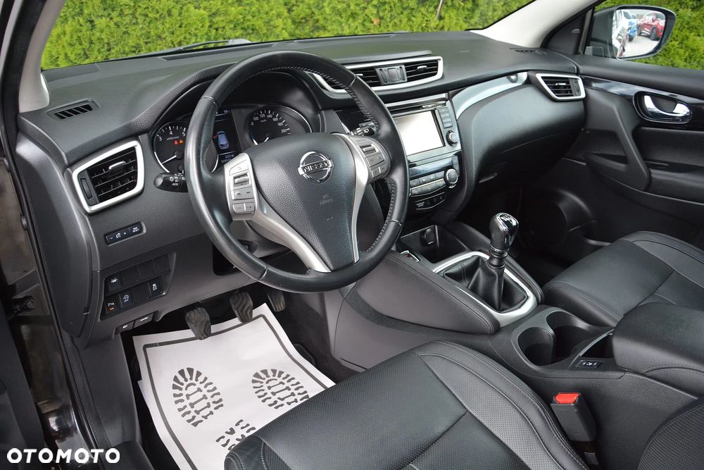 Nissan Qashqai 1.6 DIG-T Tekna - 8