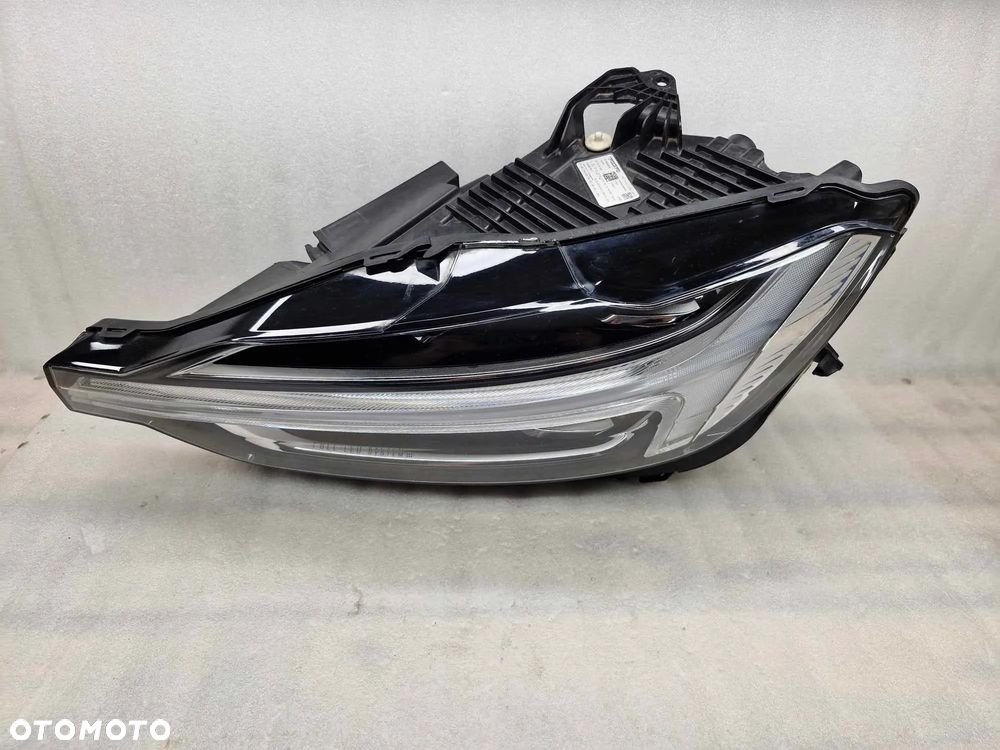 VOLVO XC60 II FULL LED LAMPA LEWA PRZÓD 31655229 - 6