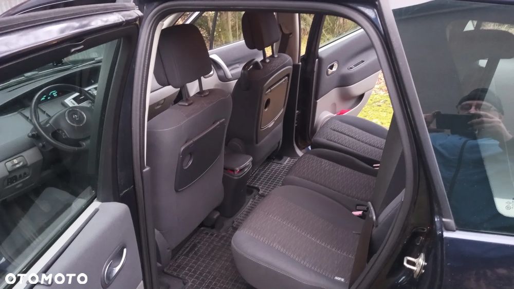 Renault Scenic 1.9 dCi FAP Privilege - 9