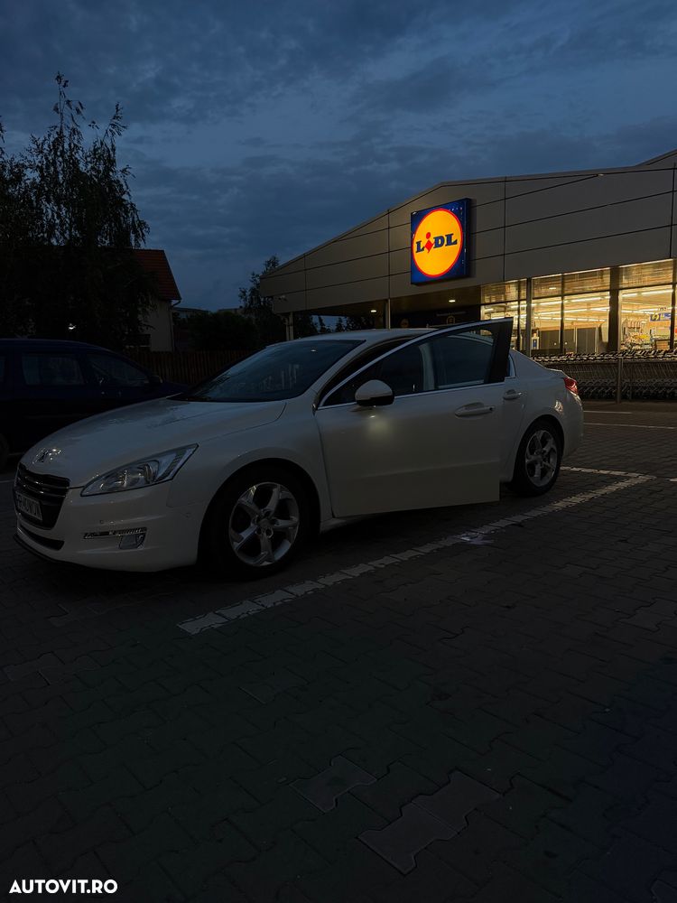 Peugeot 508 Hybrid4 - 5