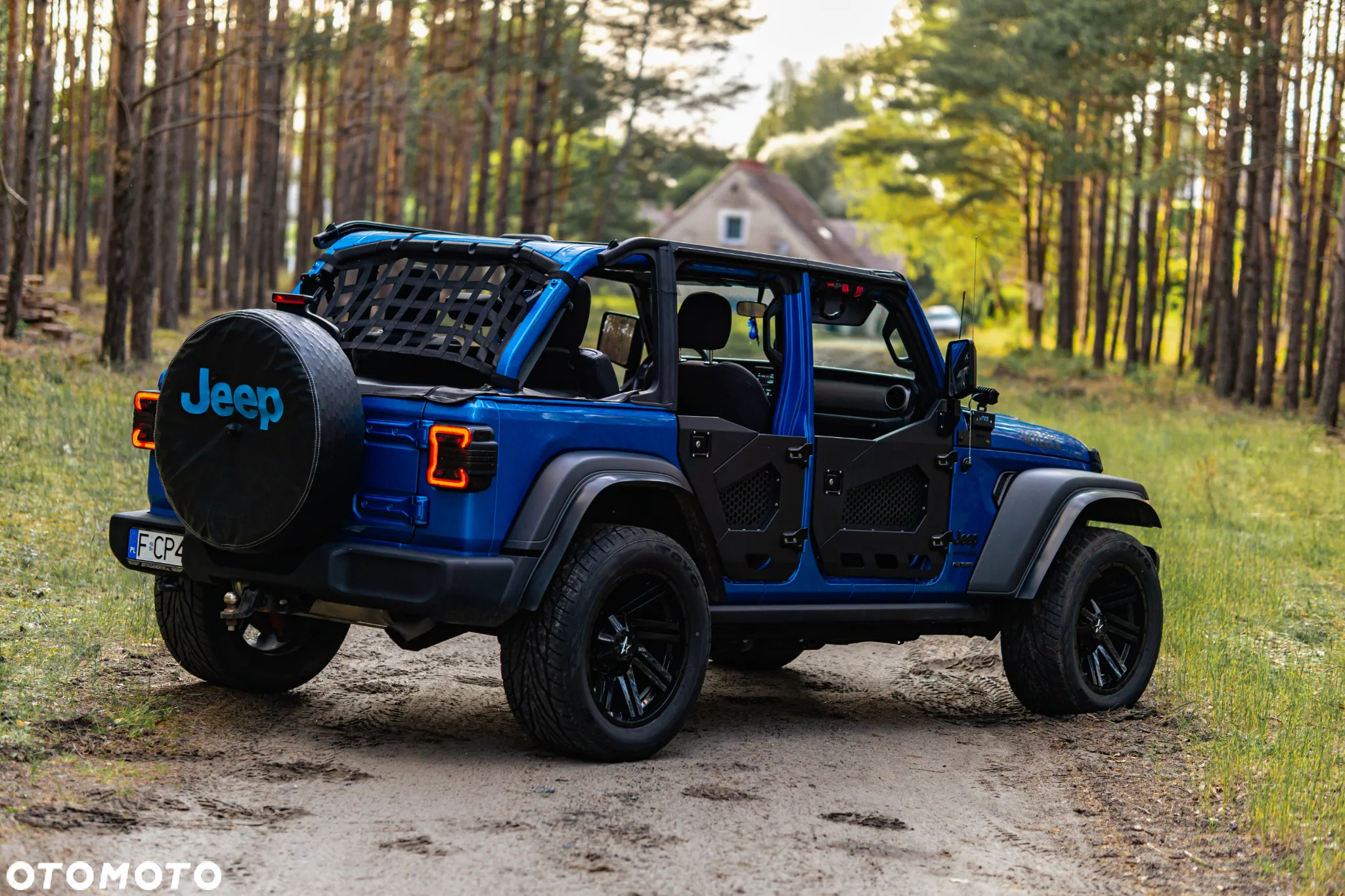 Jeep Wrangler - 13