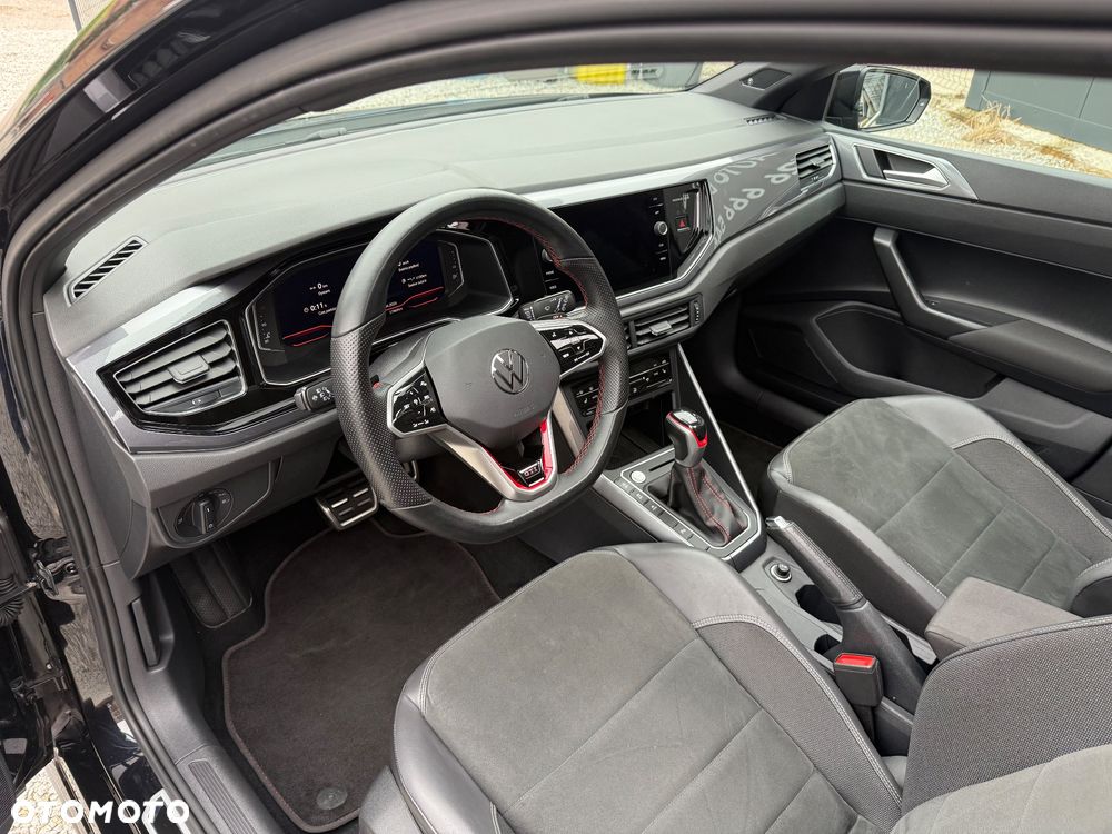 Volkswagen Polo 2.0 TSI DSG GTI - 20