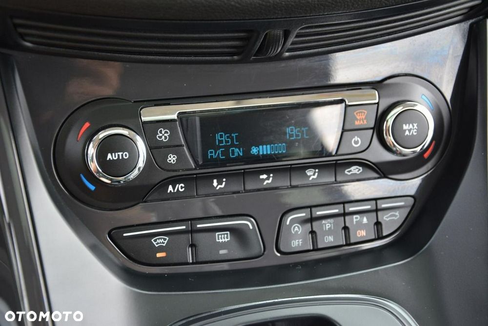 Ford Kuga 1.5 EcoBoost 4x4 Individual - 28