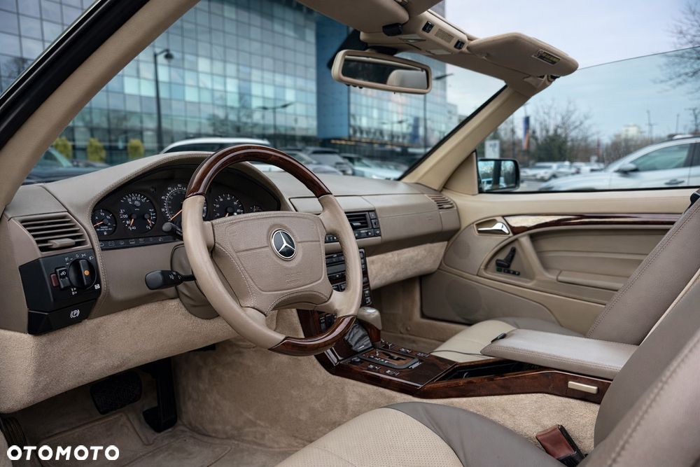 Mercedes-Benz SL 600 - 6