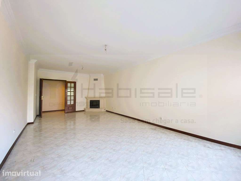 Apartamento T2 c/ parqueamento Cavaleira - Grande imagem: 4/33