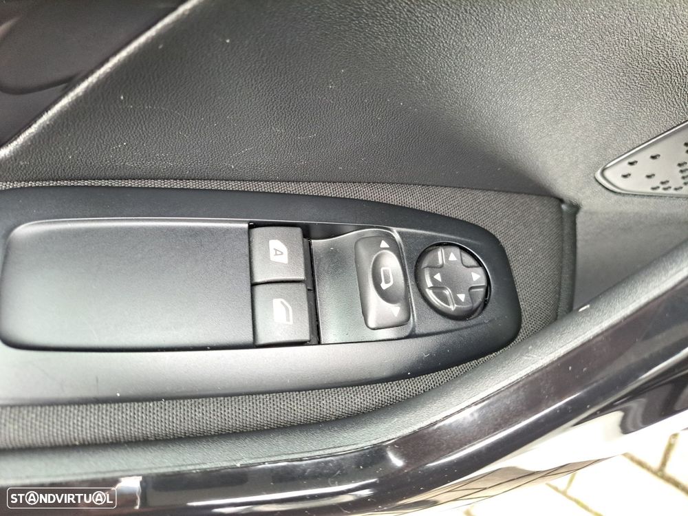 Peugeot 208 1.5 BlueHDi Active - 11