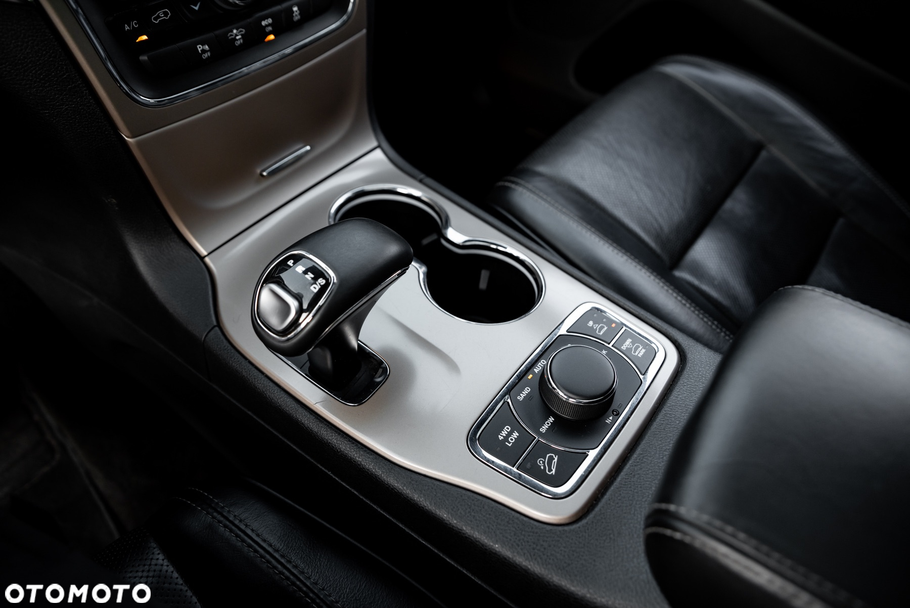 Jeep Grand Cherokee 3.0 CRD Overland - 38