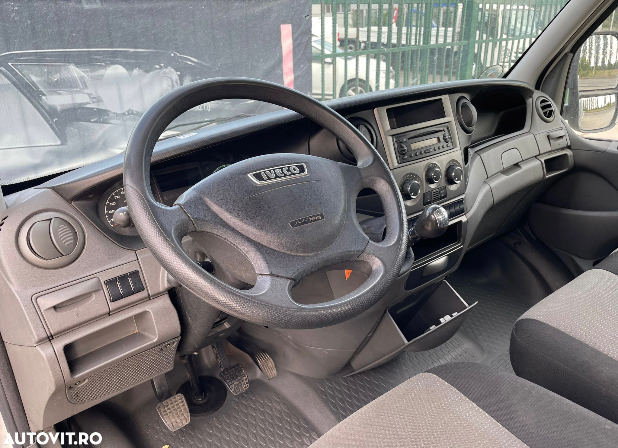 Iveco Daily 35S13 Platforma 4.2 m - 17