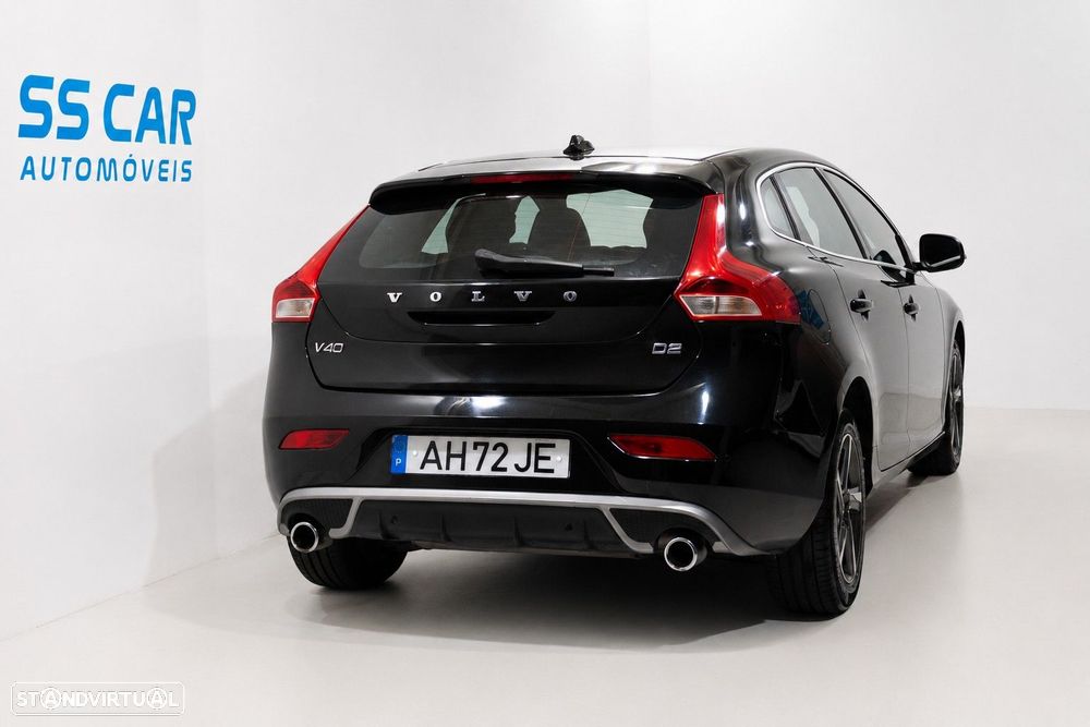 Volvo V40 2.0 D2 R-Design - 7