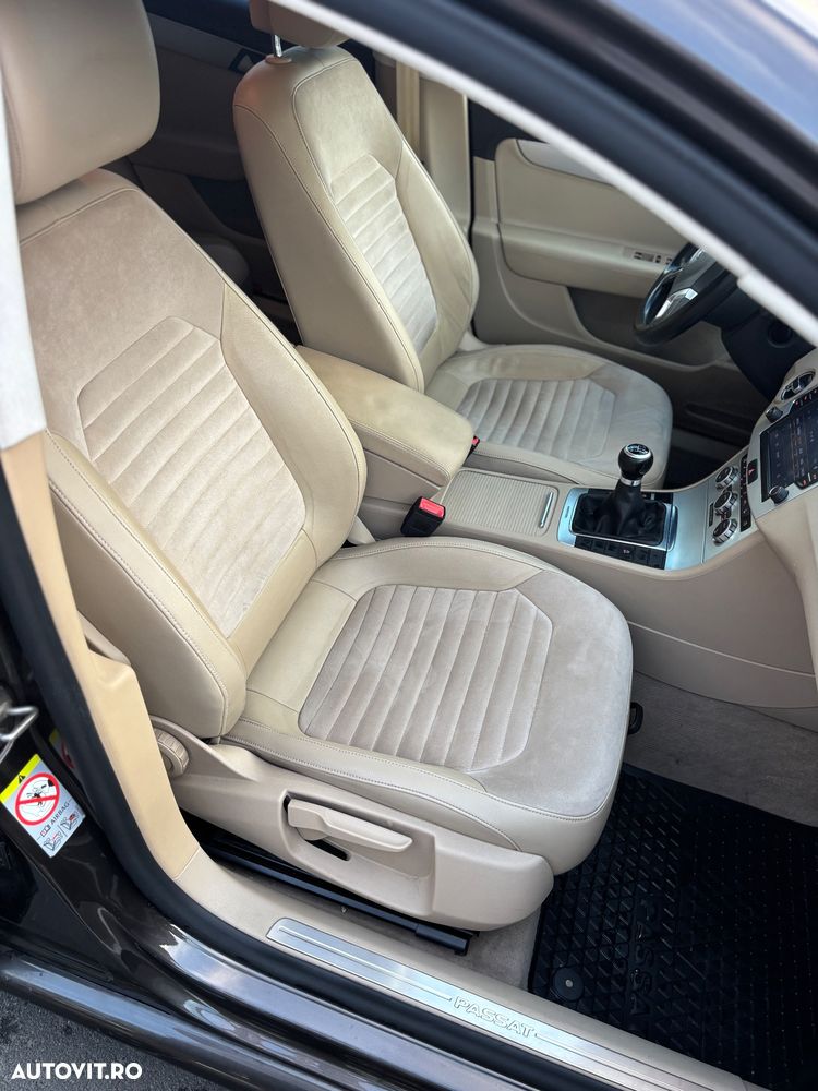 Volkswagen Passat 2.0 TDI BlueMotion Tehnology 4Motion Highline - 31