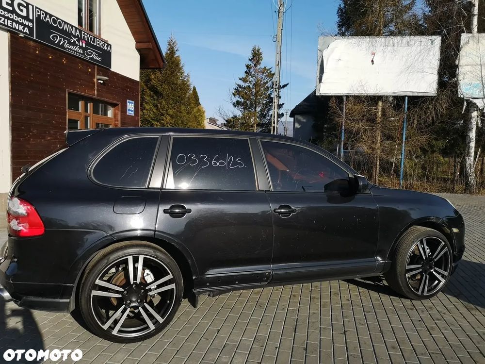 Porsche Cayenne - 13