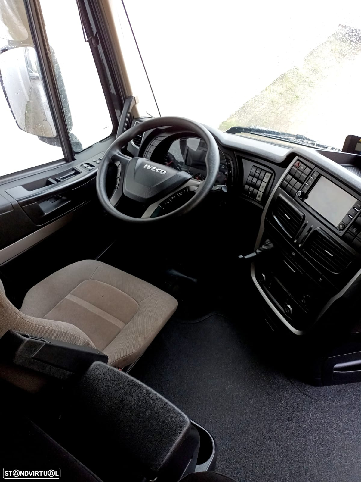 Iveco 460 EURO6 - 10