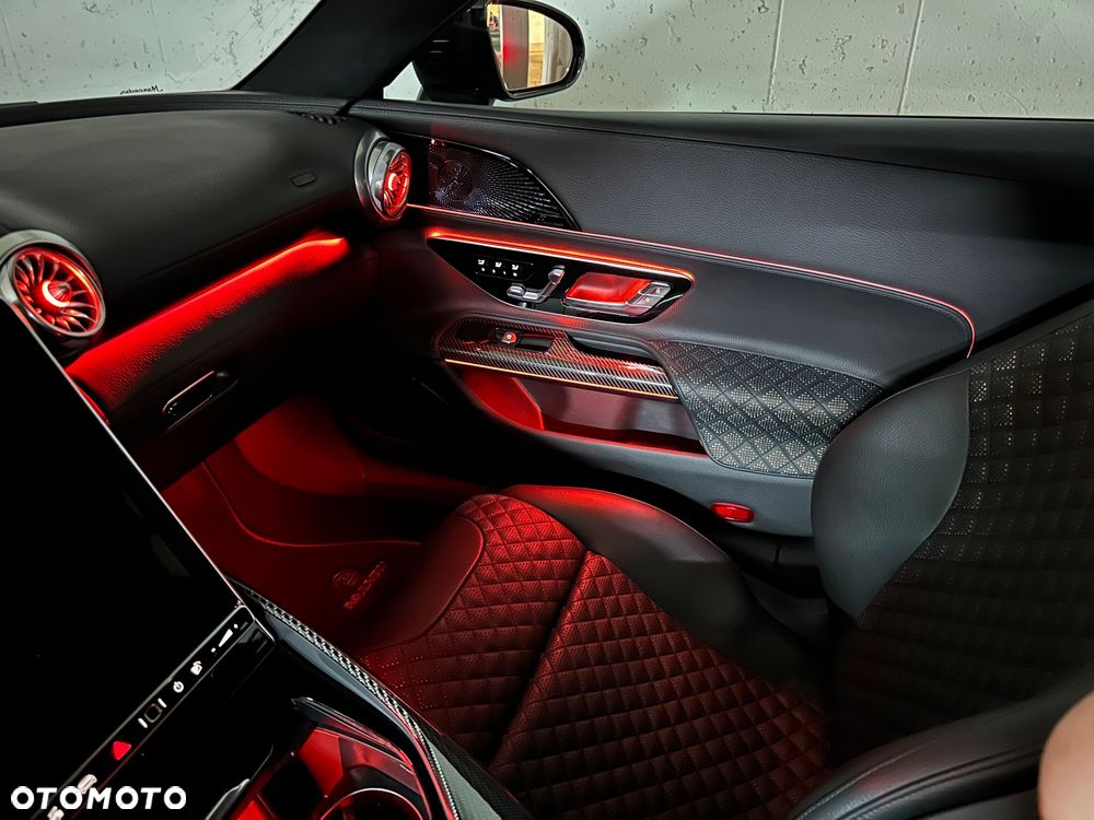 Mercedes-Benz SL AMG 63 4-Matic+ - 21