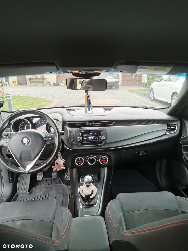 Alfa Romeo Giulietta - 12