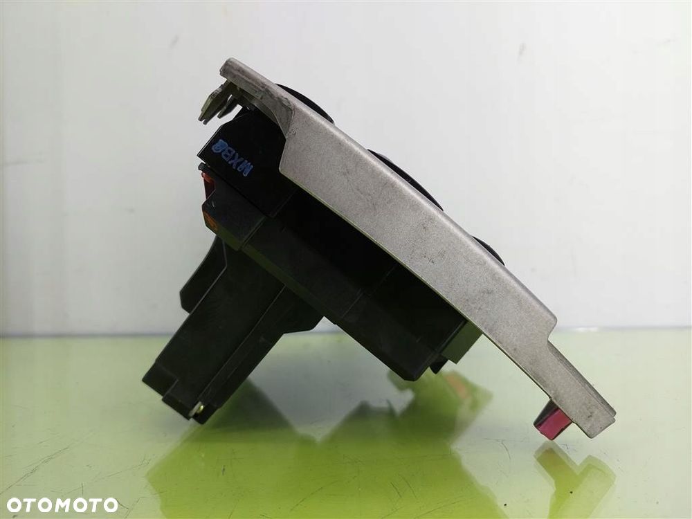 Panel klimatyzacji Toyota Corolla Verso I 2001-2004 5593013030 ORYGINAŁ - 5