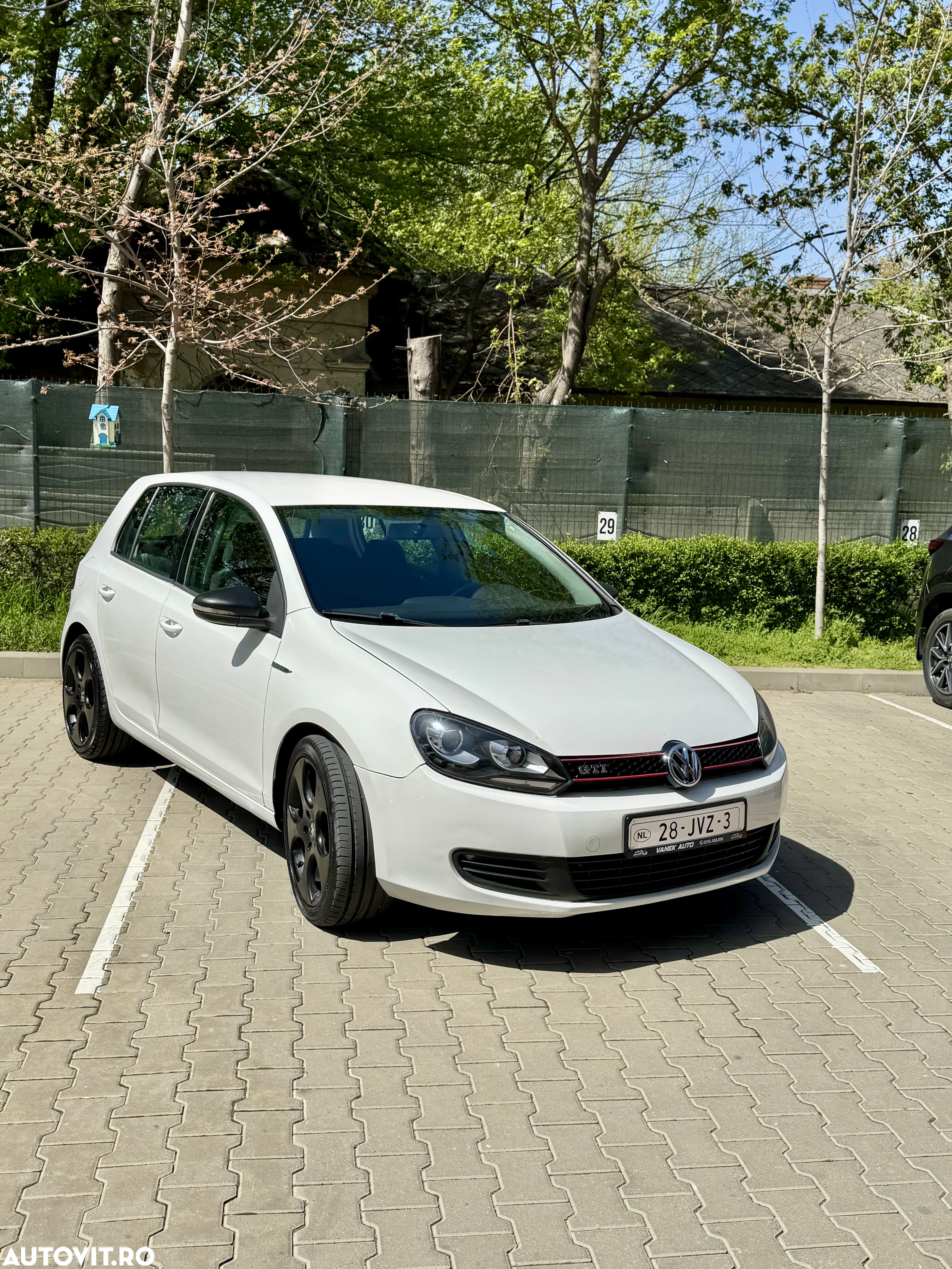 Volkswagen Golf 1.4 TSI BlueMotion Technology Highline - 1