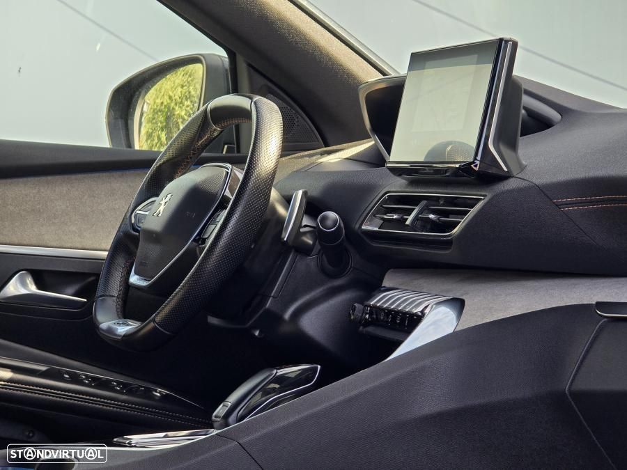 Peugeot 3008 1.5 BlueHDi GT EAT8 - 17