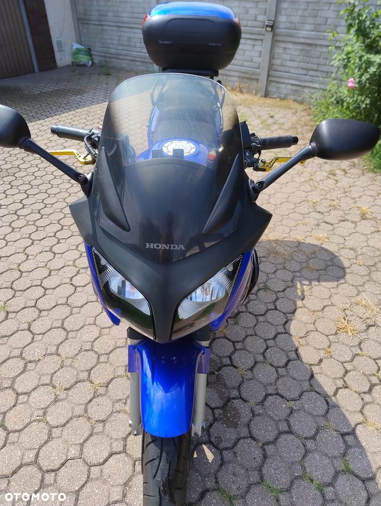 Honda CBF - 4