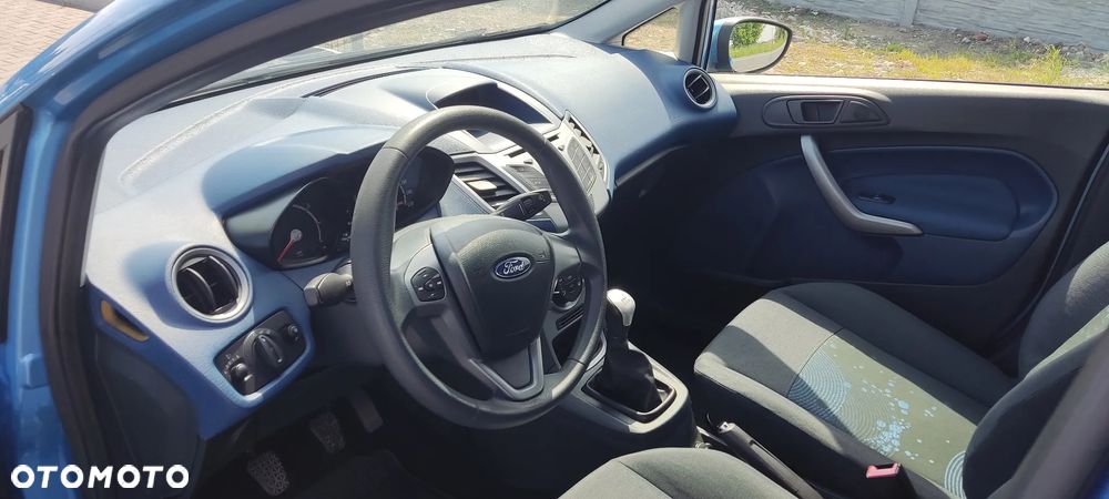 Ford Fiesta 1.25 Ambiente - 11