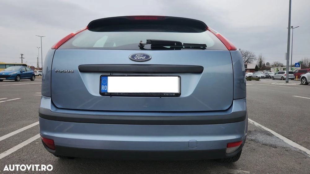 Ford Focus 1.6i Comfort - 2