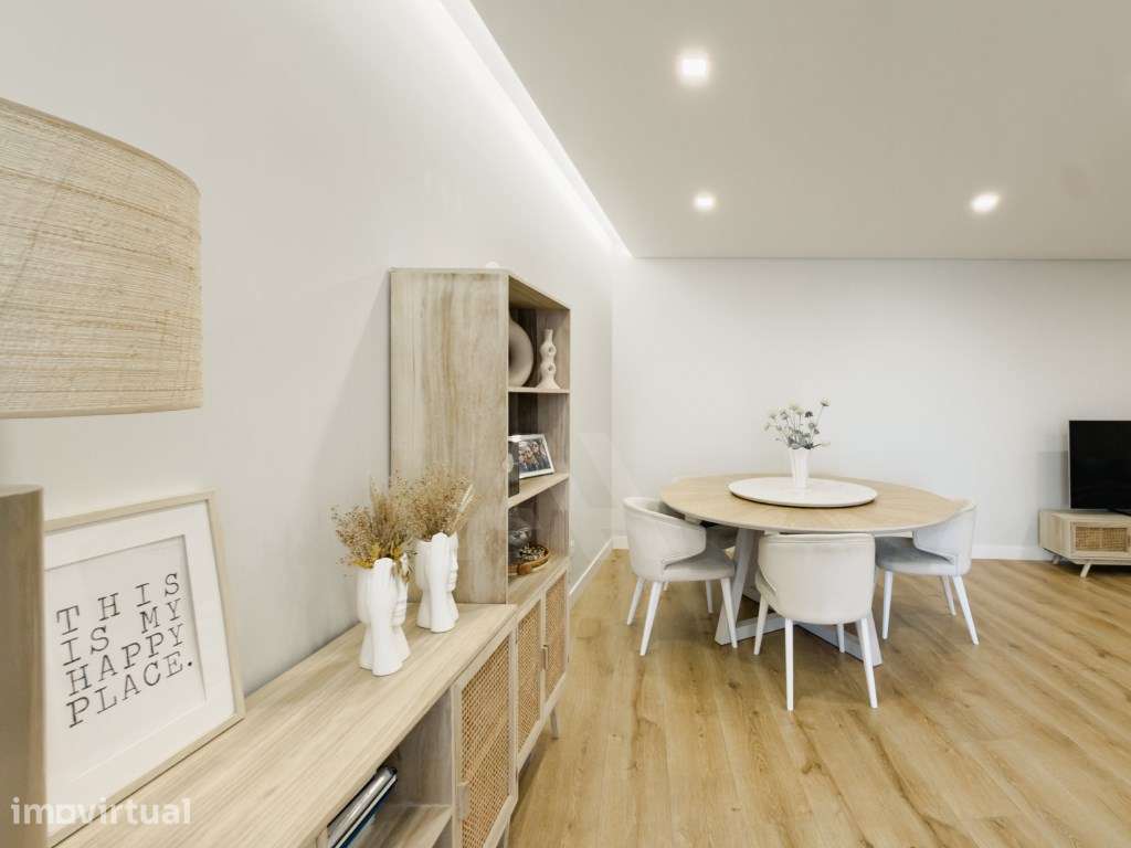 Apartamento T3 em Porto Salvo de Construção Recente - Grande imagem: 4/36