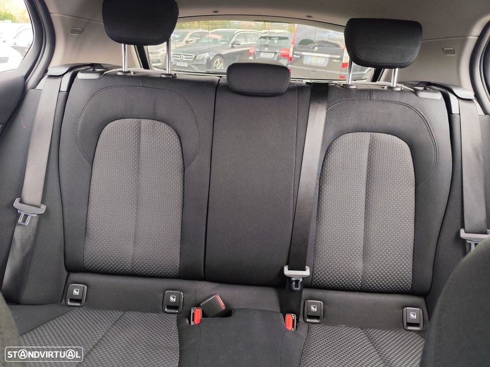 BMW 116 d Advantage Auto - 31