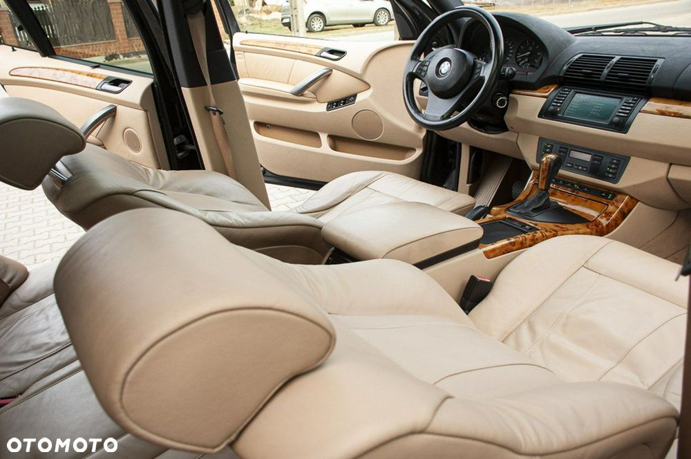 BMW X5 4.4i - 36