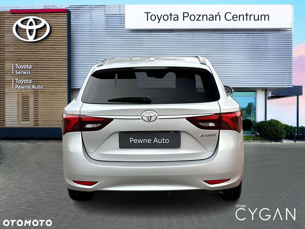 Toyota Avensis 2.0 D-4D Premium - 4