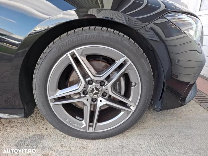Mercedes-Benz CLA 180 7G-DCT AMG Line - 16