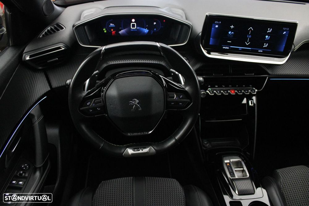 Peugeot 2008 1.5 BlueHDi GT EAT8 - 10