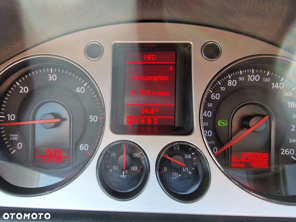Volkswagen Passat Variant 2.0 TDI Comfortline DSG - 18