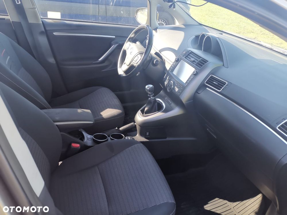 Toyota Verso 1.8 Selection EU6 - 11