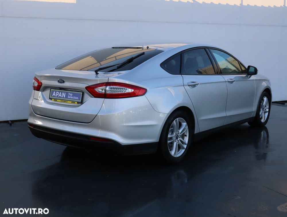 Ford Mondeo 2.0 TDCi Powershift Trend - 4
