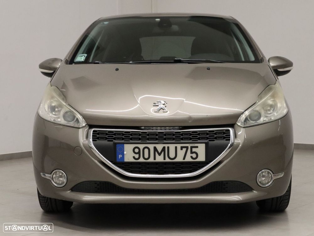Peugeot 208 1.4 HDi Active - 2