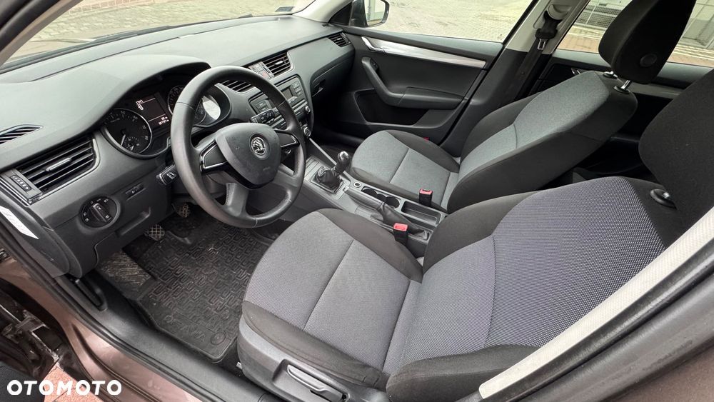 Skoda Octavia 1.2 TSI Active - 10