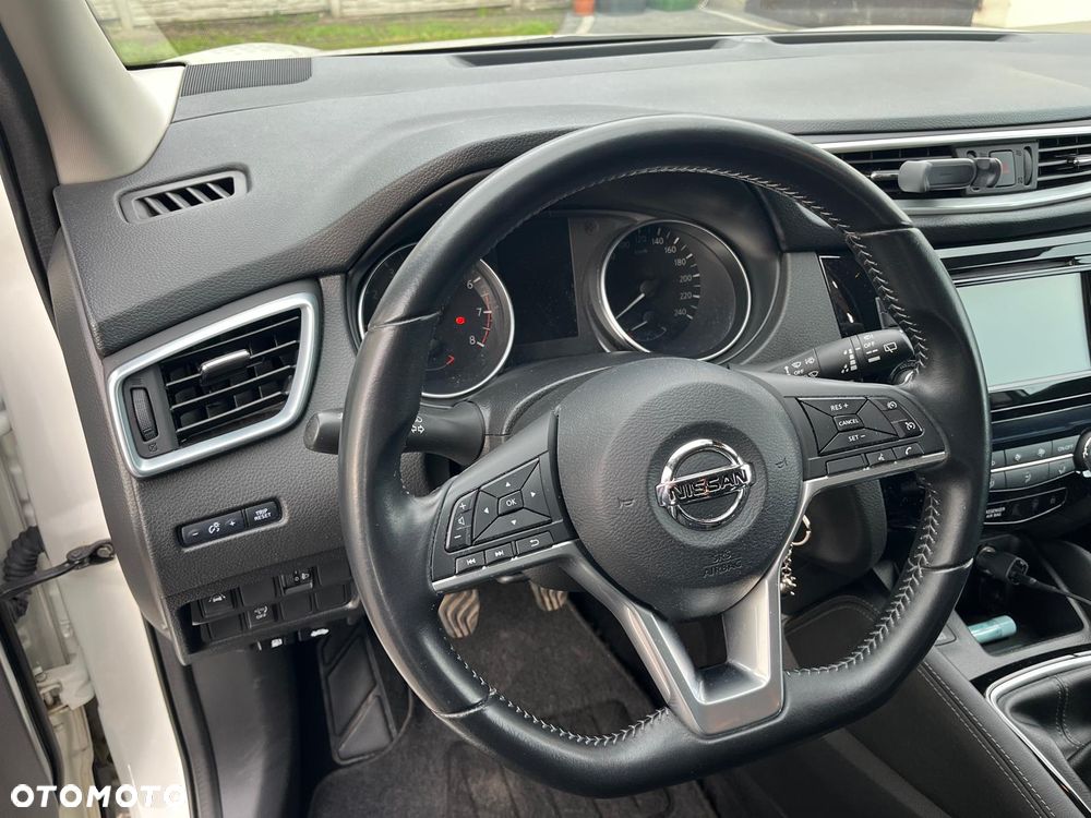 Nissan Qashqai 1.3 DIG-T Acenta - 21
