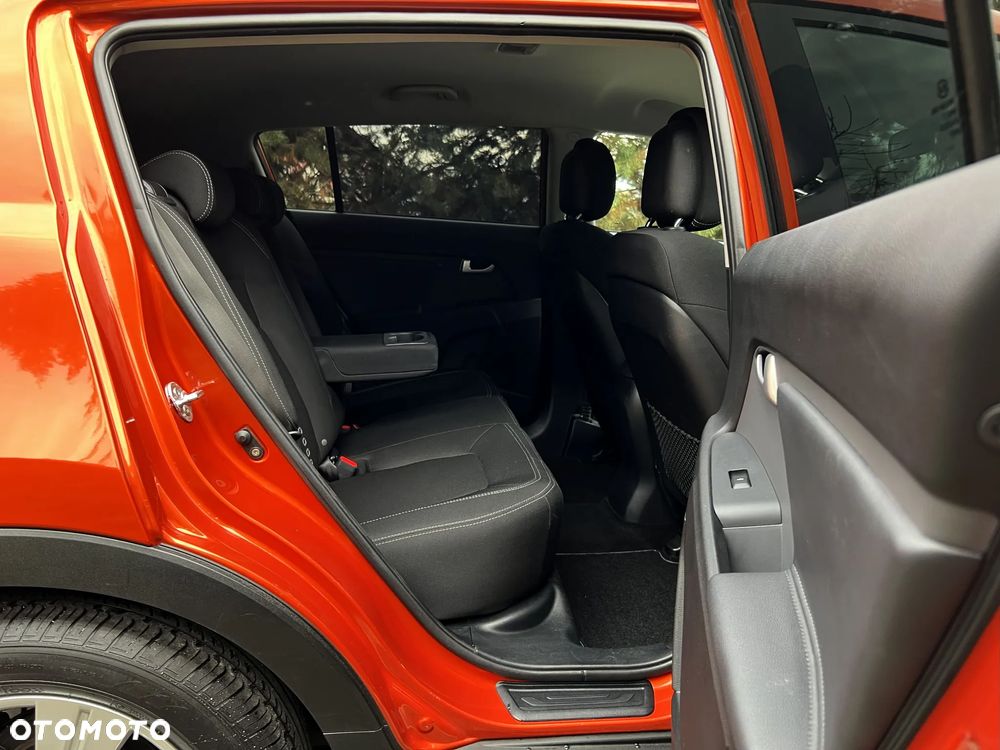 Kia Sportage 2.0 CVVT 4WD Vision - 23