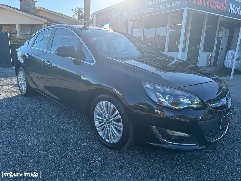 Opel Astra 1.7 CDTi Cosmo Start/Stop - 4