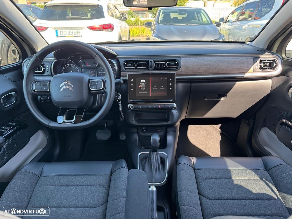 Citroën C3 1.2 PureTech Shine EAT6 - 11