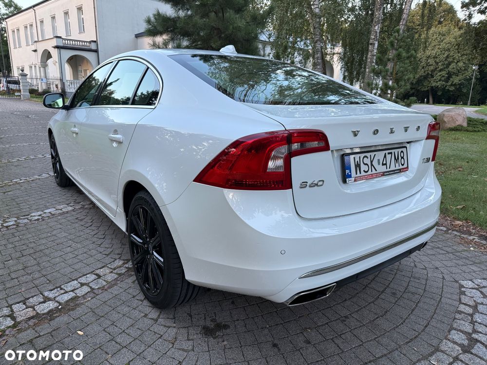Volvo S60 - 3