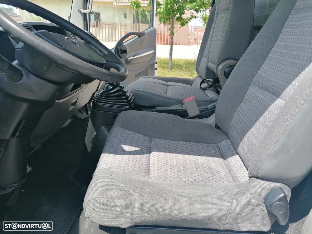 Nissan Cabstar/especial plataforma elevatoria - 12