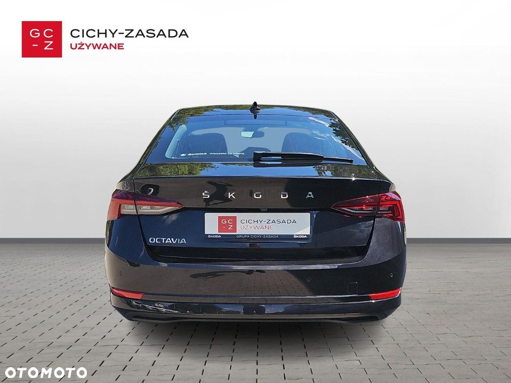 Skoda Octavia 2.0 TDI Ambition DSG - 6