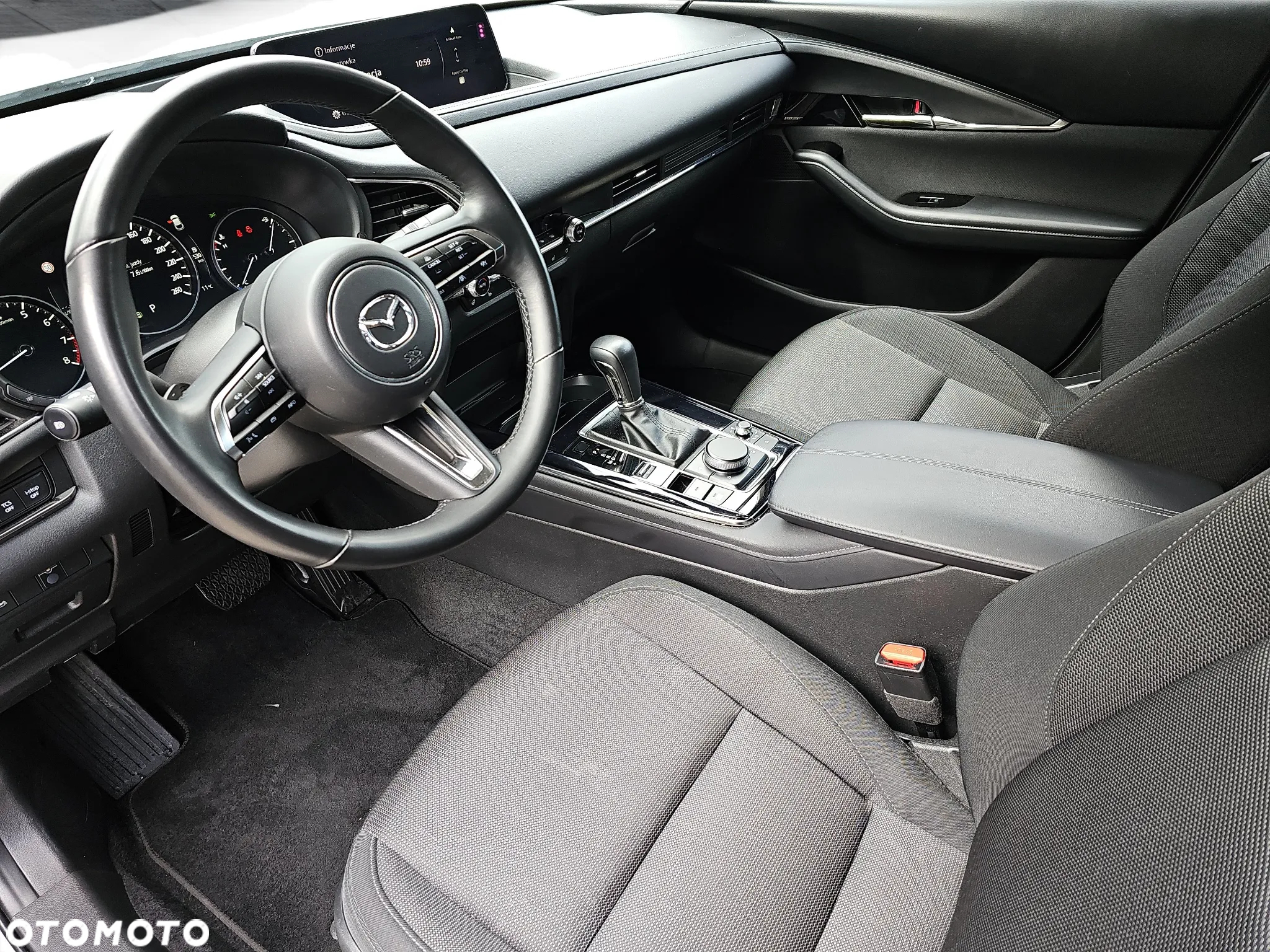 Mazda CX-30 - 12