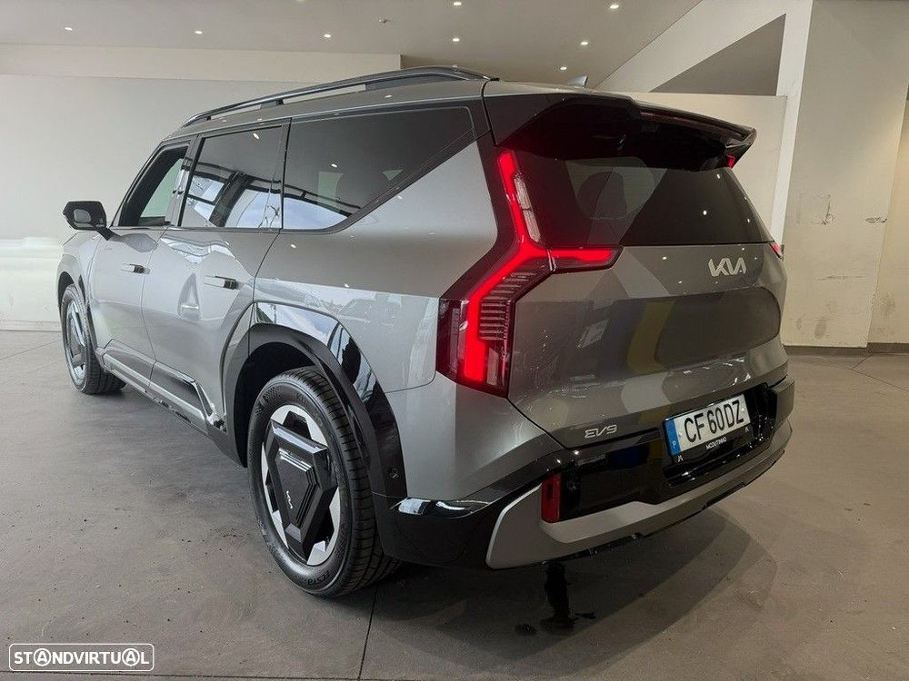 Kia EV9 98.8 kWh GT-Line AWD - 4