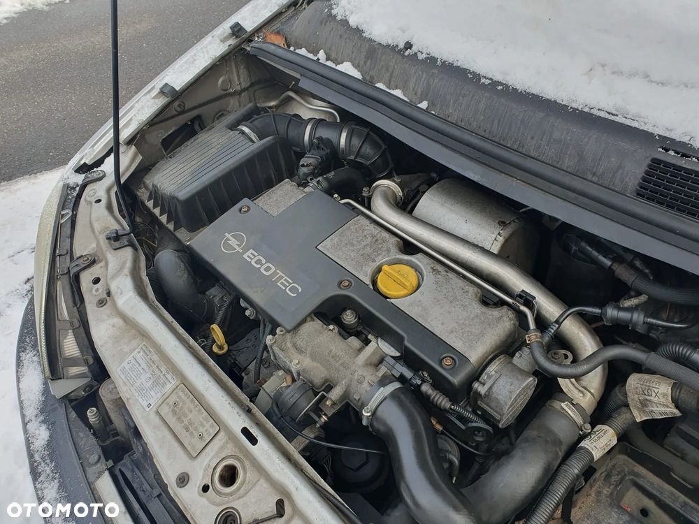 Opel Zafira 2.0 DTI - 7