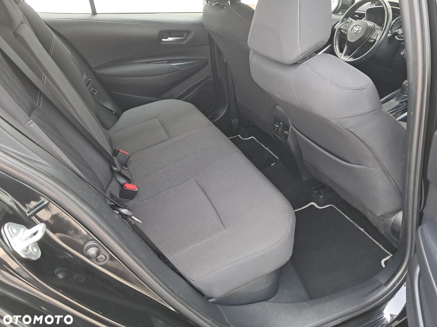 Toyota Corolla - 11
