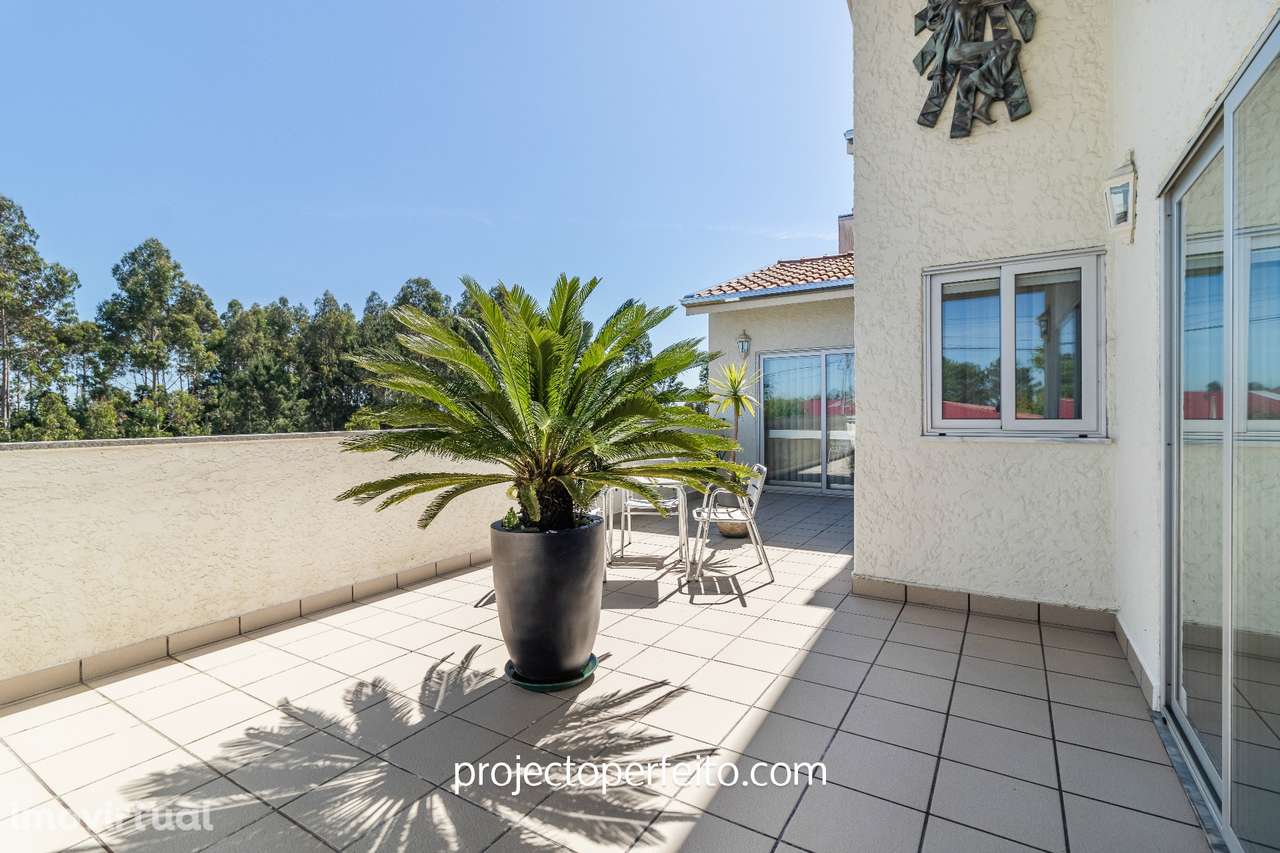 Moradia T5 Venda em Sandim, Olival, Lever e Crestuma,Vila Nova de Gaia - Grande imagem: 2/33