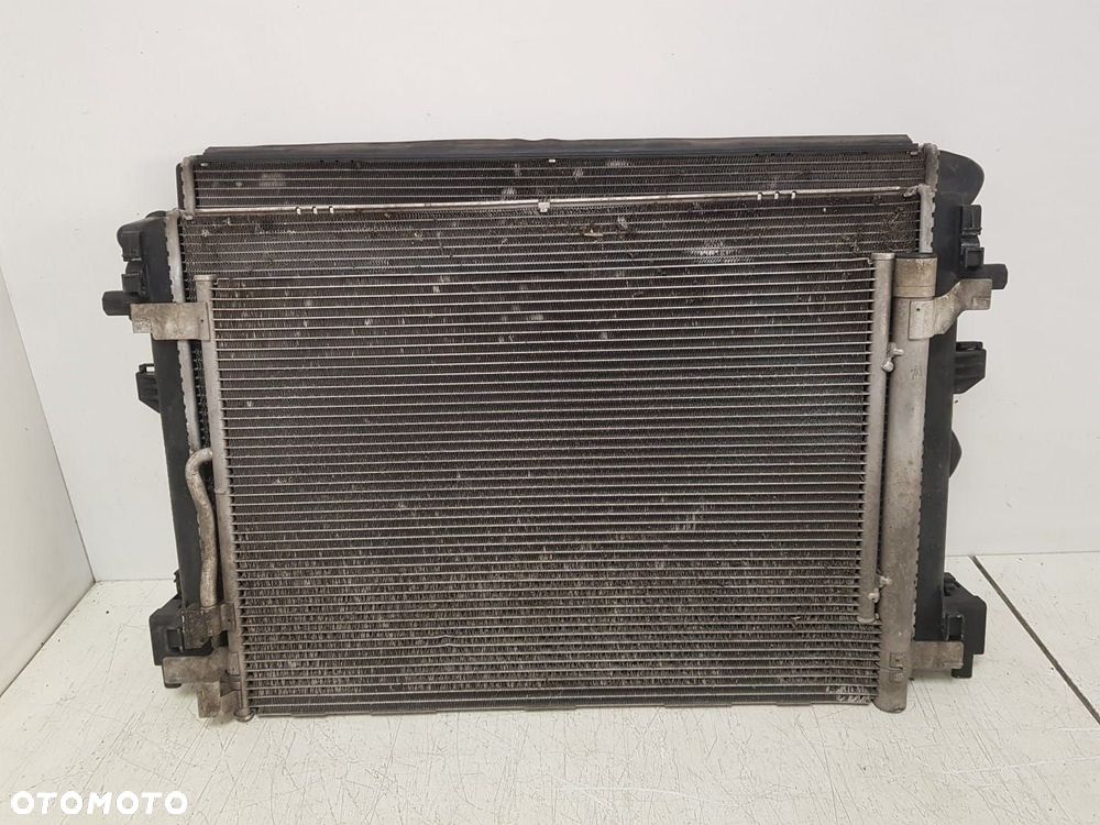 KOMPLET CHŁODNIC WODY KLIMAYZACJI OBUDOWA WENTYLATORA VW AUDI A3 GOLF 7 VII PASSAT B8 5Q0121251GL - 1