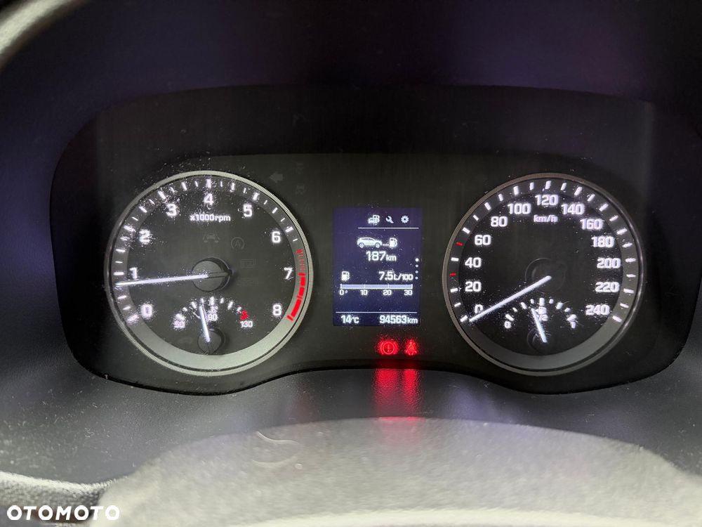 Hyundai Tucson 1.6 GDi Comfort 2WD - 25
